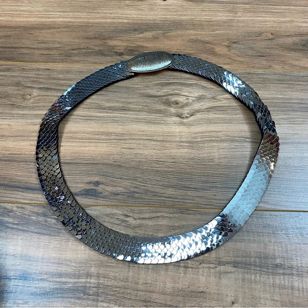 Vintage Silver Metal‎ Elastic Stretch Belt Fish Scales Pattern w/ Buckle